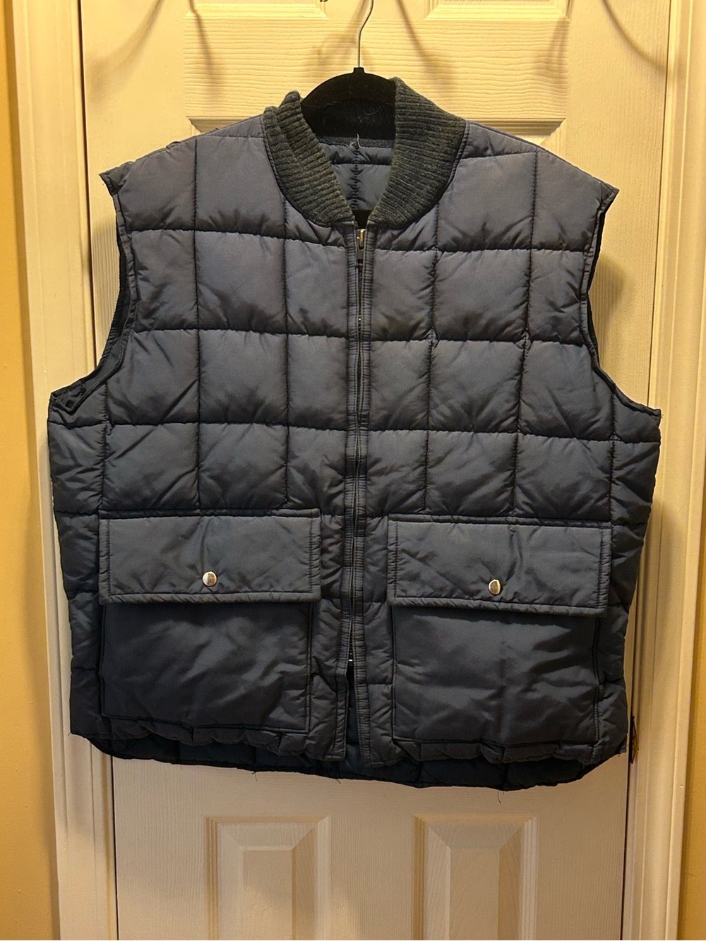 ZERO- ZONE Insulated OuterWear Men’s 2XL Vest Blue Puffer Insulated-Vintage EUC